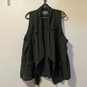 Torrid 4X Gauze Sleeveless Vest
